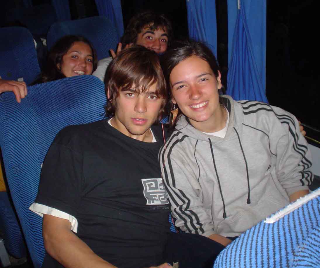 con danilo en el viaje y atras tati y fran!