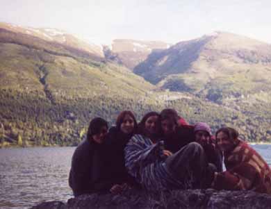 acurrucaditas en el rio