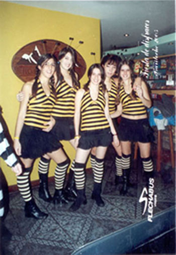 Todas de abejita
