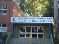 Colegio Nacional Illia, frente.